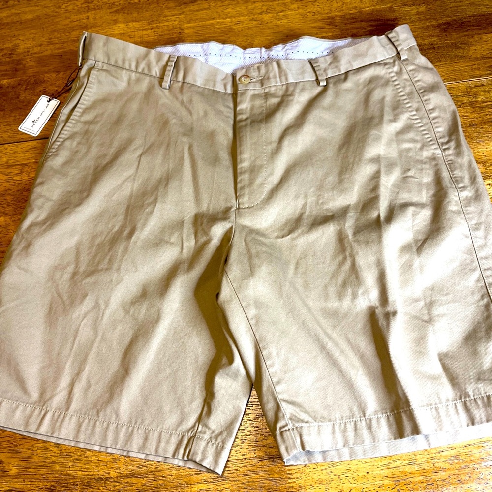 Men’s Peter Millar khaki shorts 38 NWT